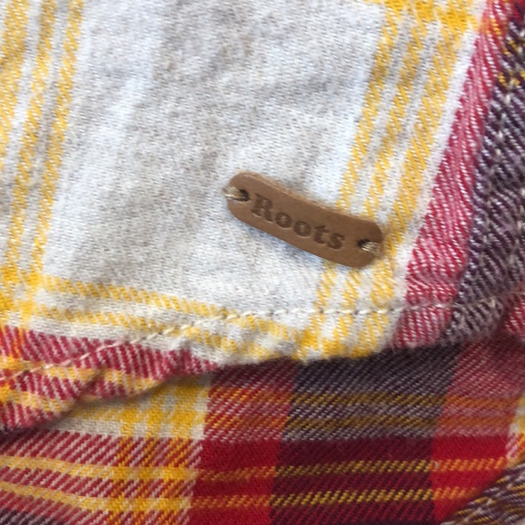 Roots 100% cotton flannel button up shirt xs - Picture 3 of 6